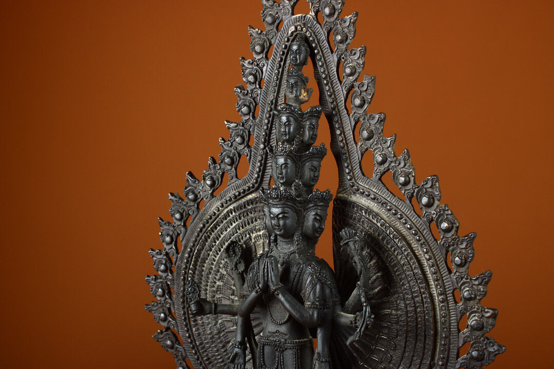 Chinese antique pure copper thousand handed Guanyin Buddha statue