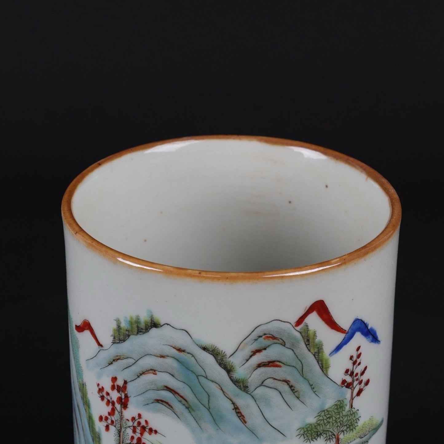 Light Crimson Colored Landscape Pattern Small Pen Holder