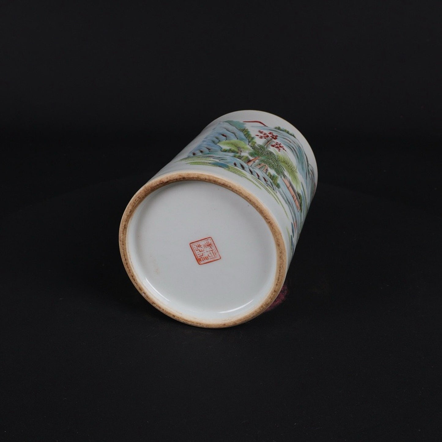 Light Crimson Colored Landscape Pattern Small Pen Holder