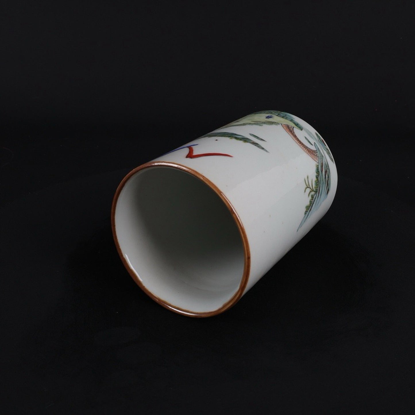 Light Crimson Colored Landscape Pattern Small Pen Holder