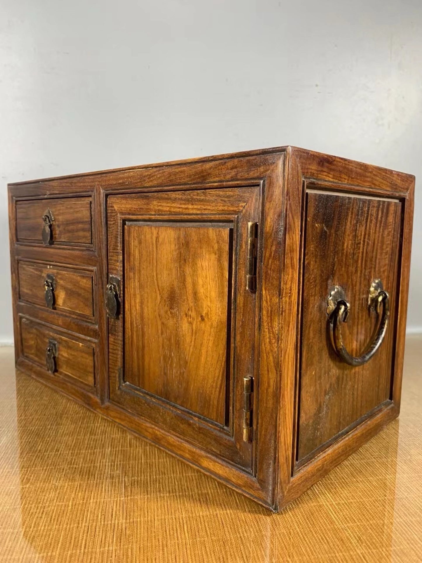 Chinese antique rosewood cabinet