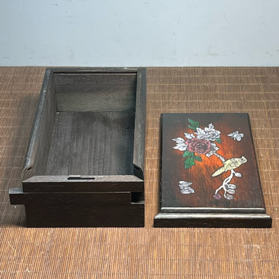 Chinese antique blood sandalwood inlaid with seashells carved with autumn chrysanthemums competing for beauty mechanism box