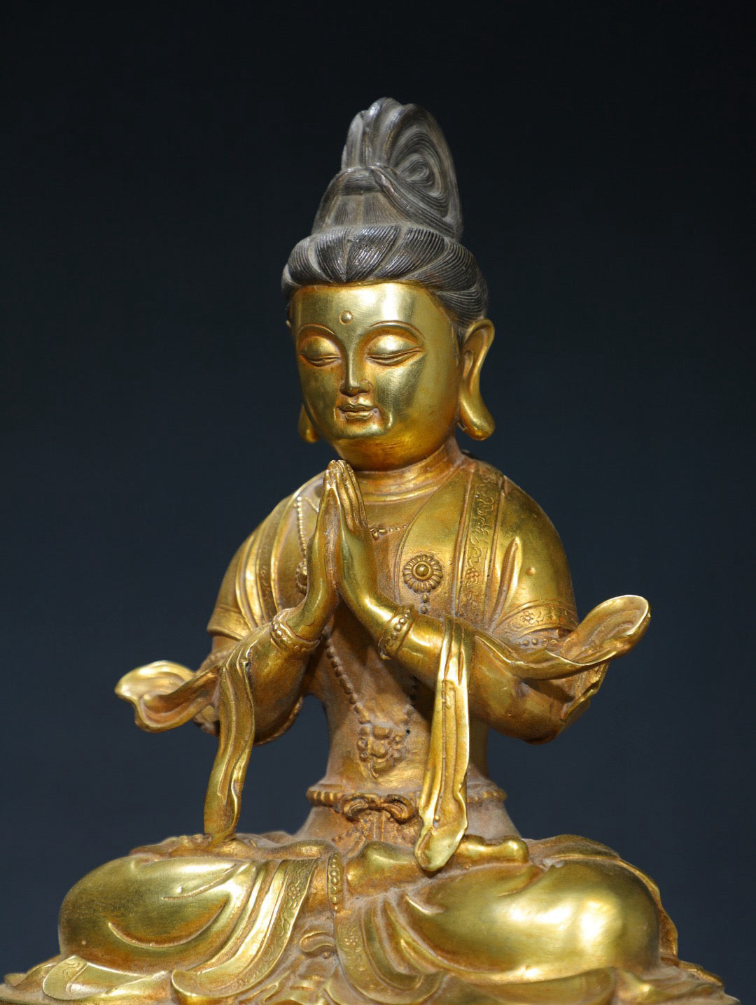 Chinese antique pure copper Guanyin Buddha statue
