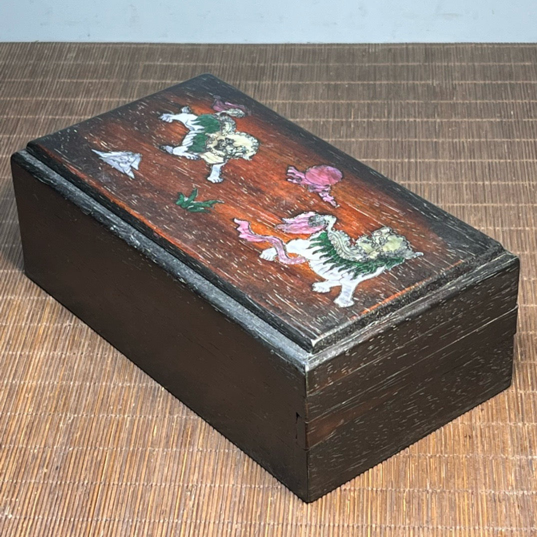 Chinese antique blood sandalwood inlaid with seashells, carved with auspicious plans, mechanism box
