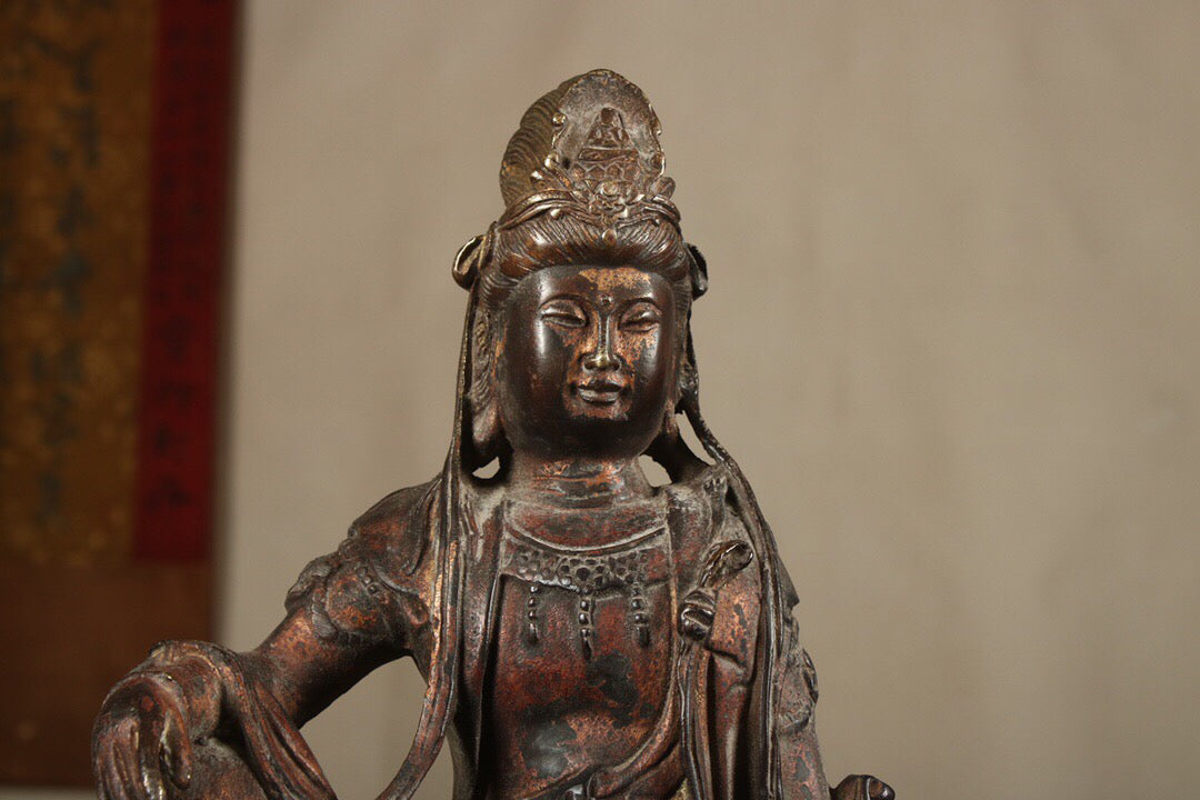 Chinese antique pure copper statue of the free Guanyin Buddha