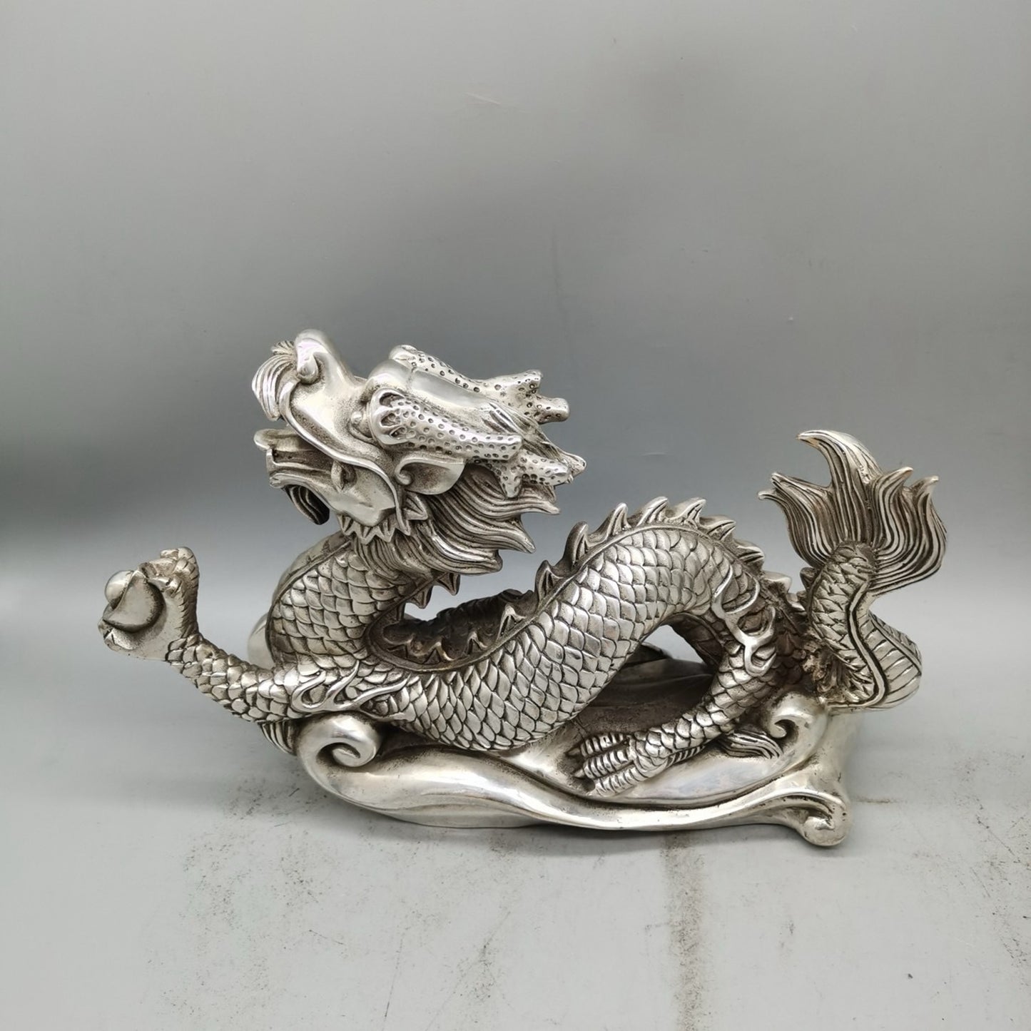 Chinese antique pure copper dragon ornaments