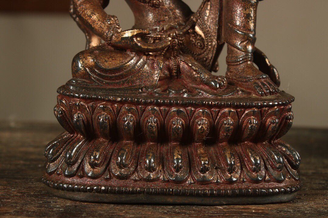 Chinese antique pure copper statue of Bodhisattva with thoughts