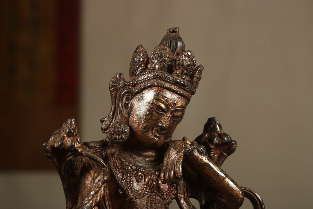 Chinese antique pure copper statue of Bodhisattva with thoughts