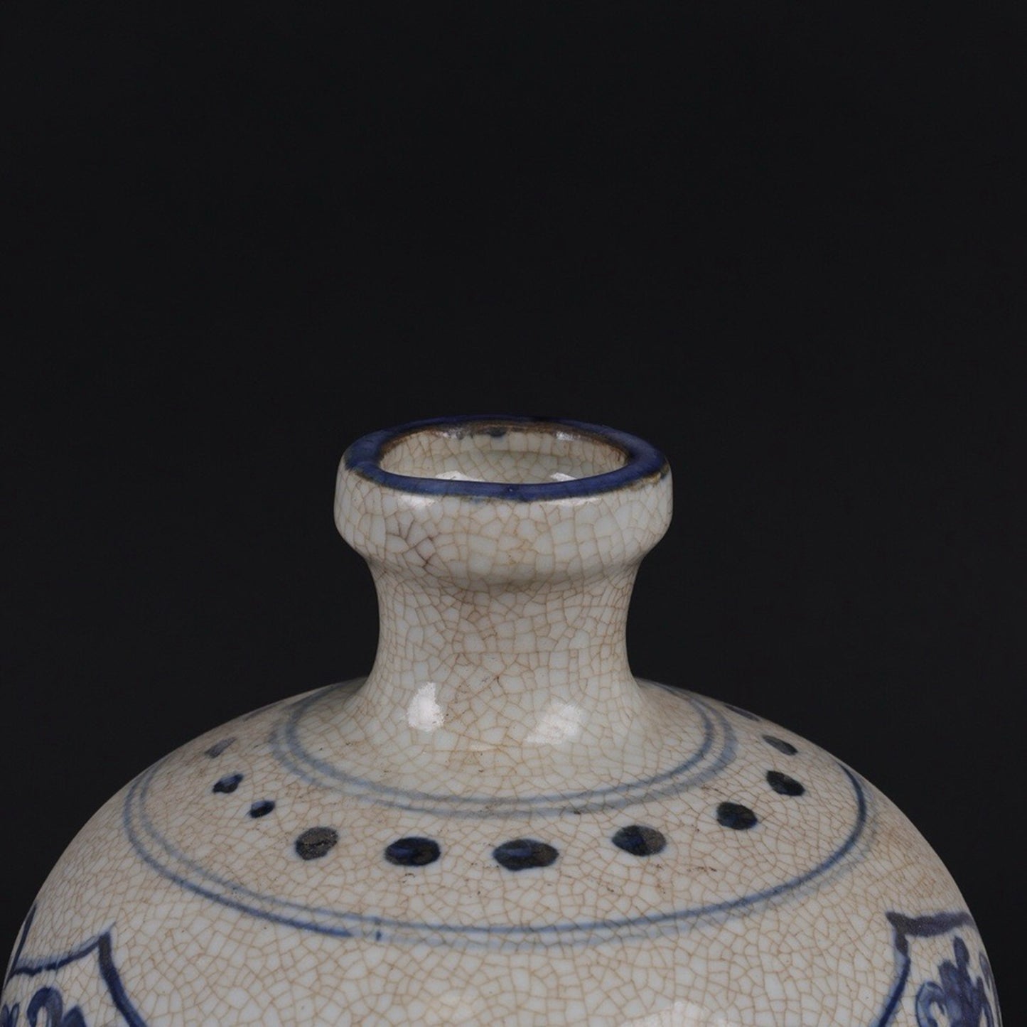 Blue and white window shaped lucky doll plum vase