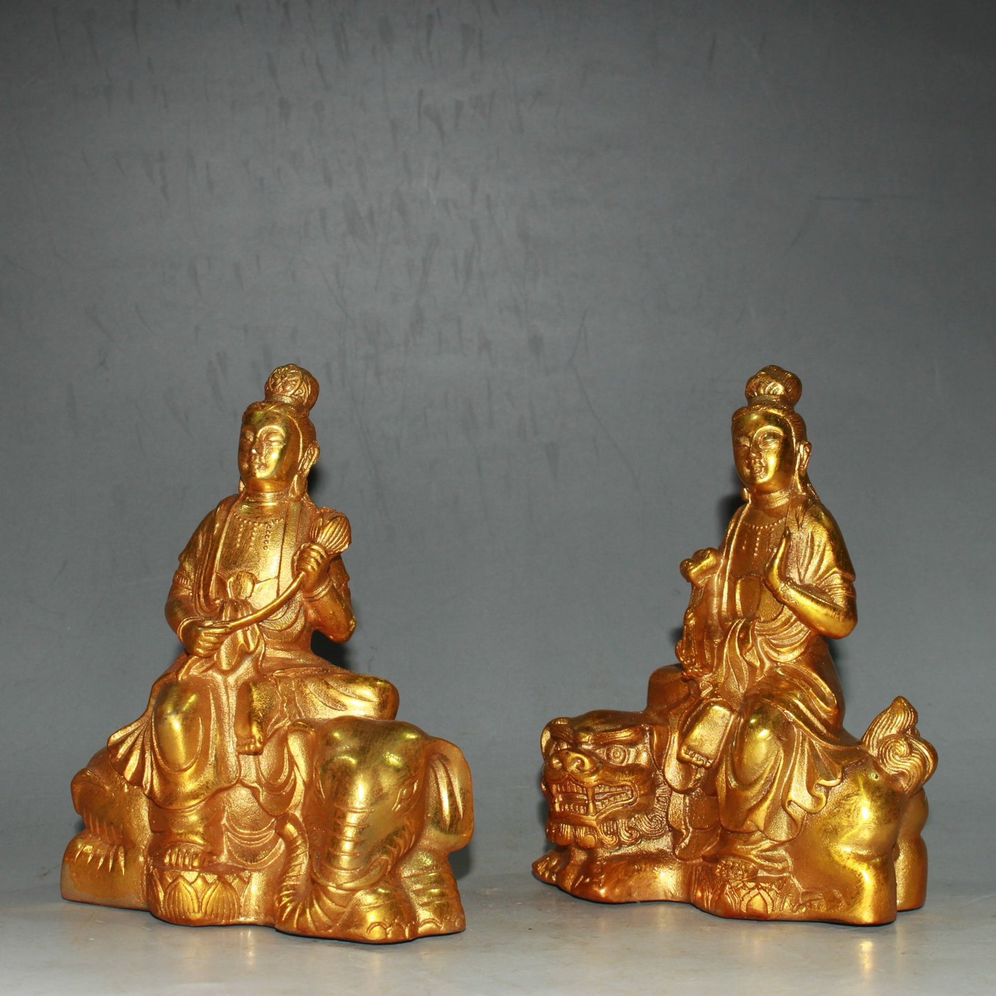 Pure copper Guanyin Bodhisattva ornament