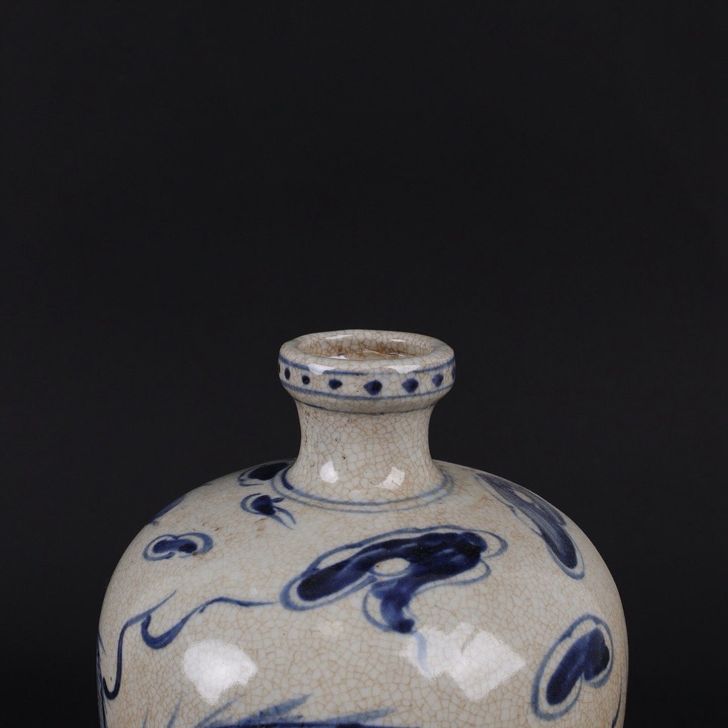 Open blue and white dragon patterned plum vase