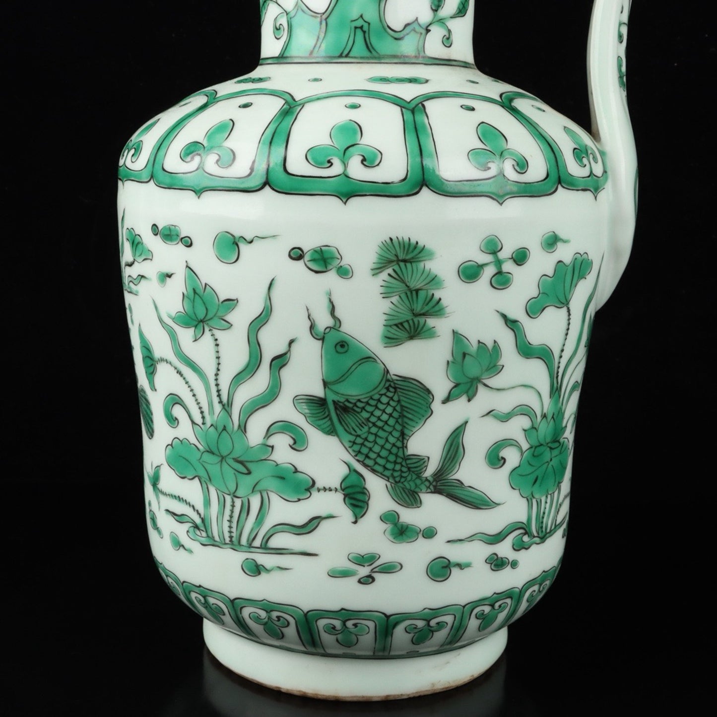 Chinese antique ceramic green colored fish algae patterned teapot