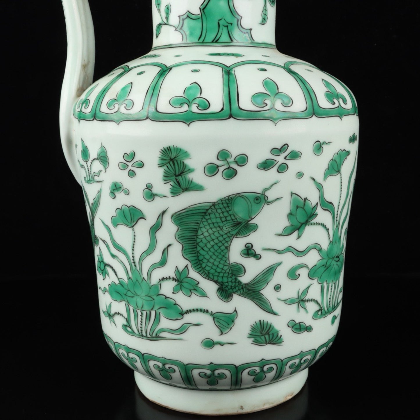 Chinese antique ceramic green colored fish algae patterned teapot
