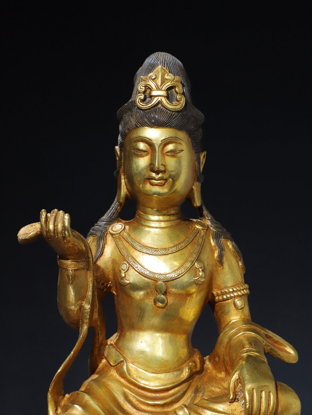 Chinese antique pure copper statue of the free Guanyin Buddha