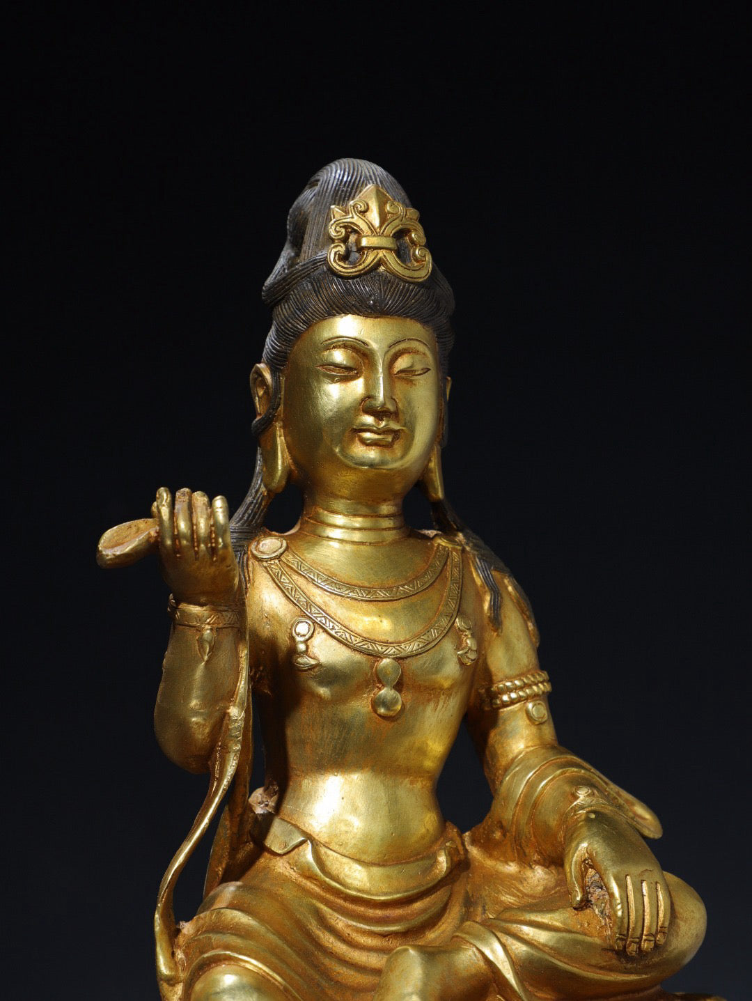 Chinese antique pure copper statue of the free Guanyin Buddha