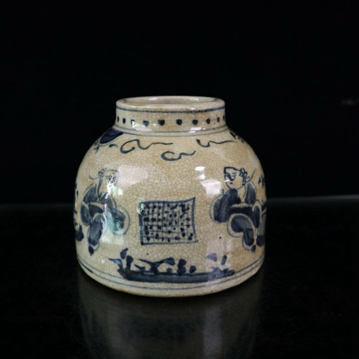 Open blue and white figure patterned jar
