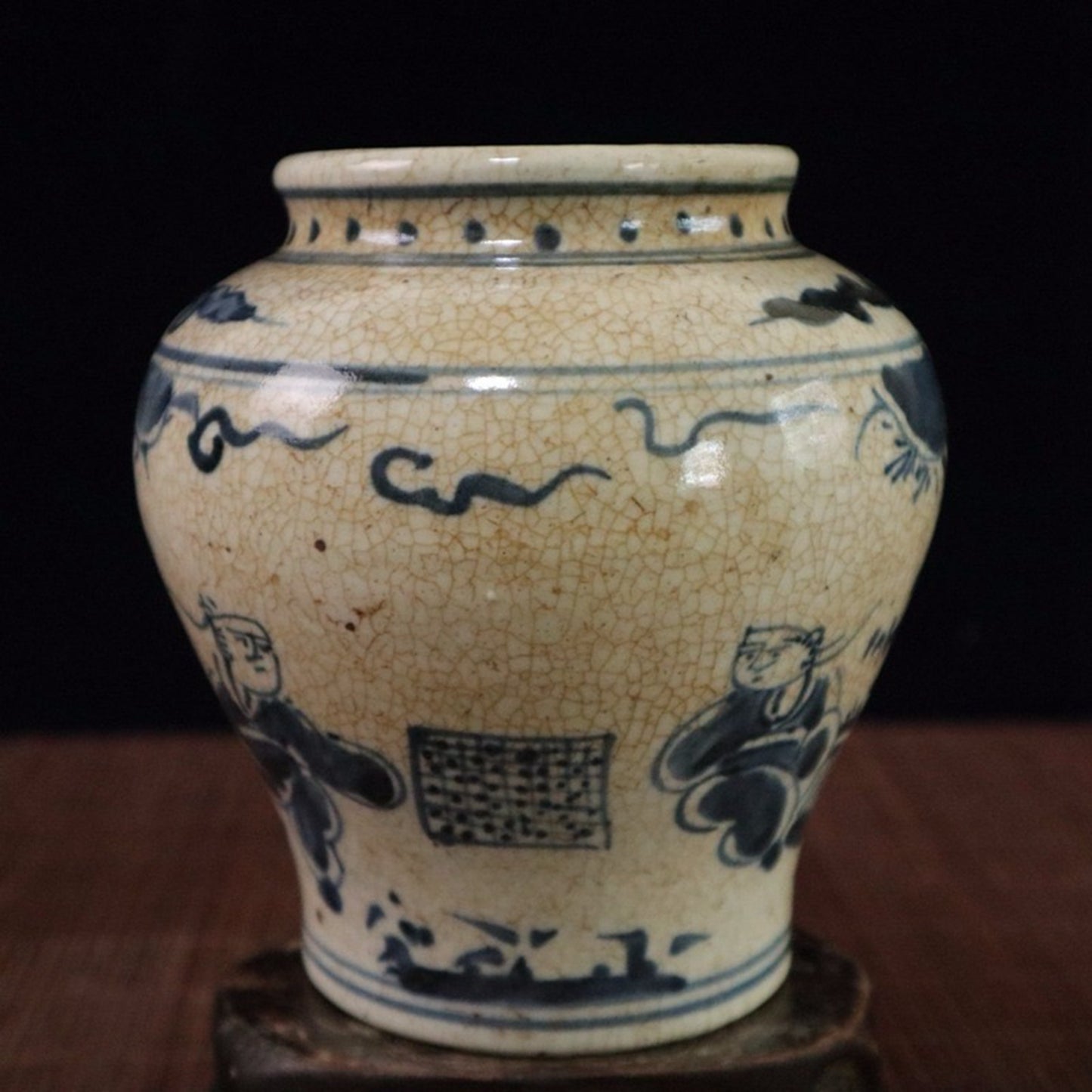 Open blue and white character story pattern Tianzi jar