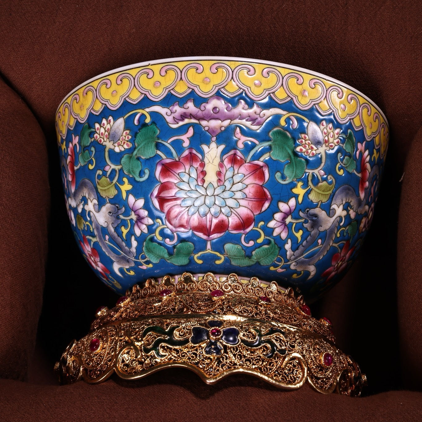 Chinese antique enamel pink porcelain bowl