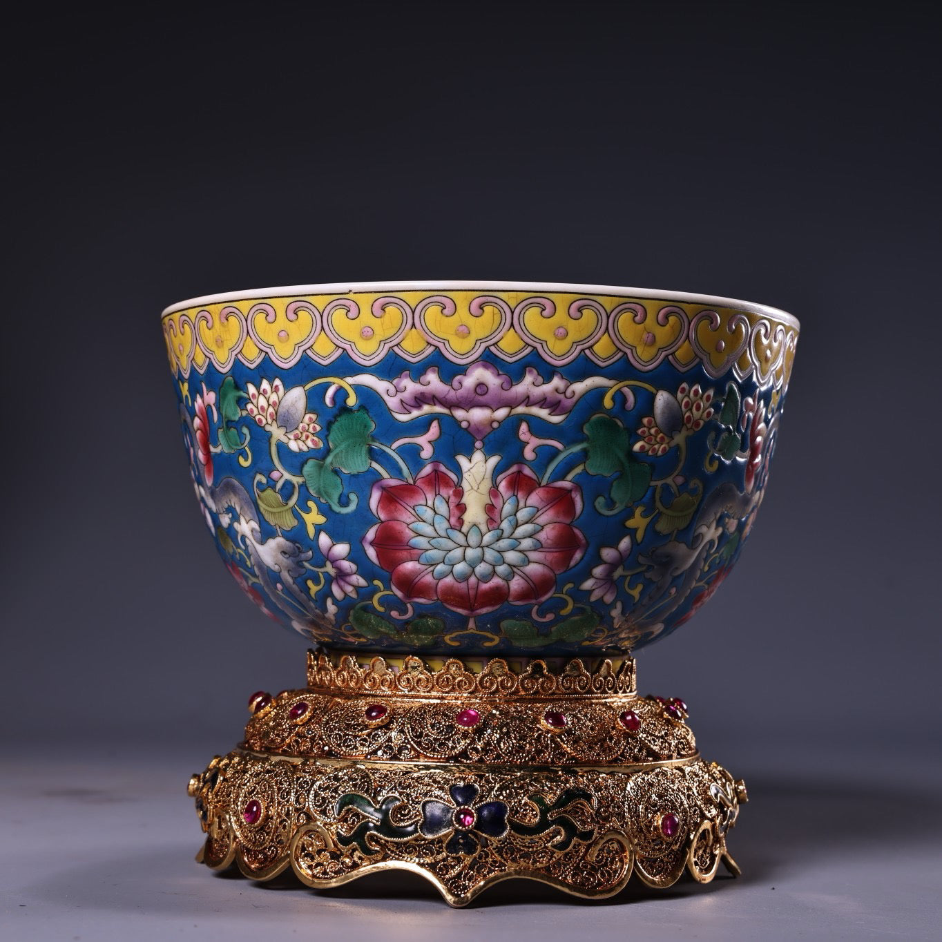 Chinese antique enamel pink porcelain bowl