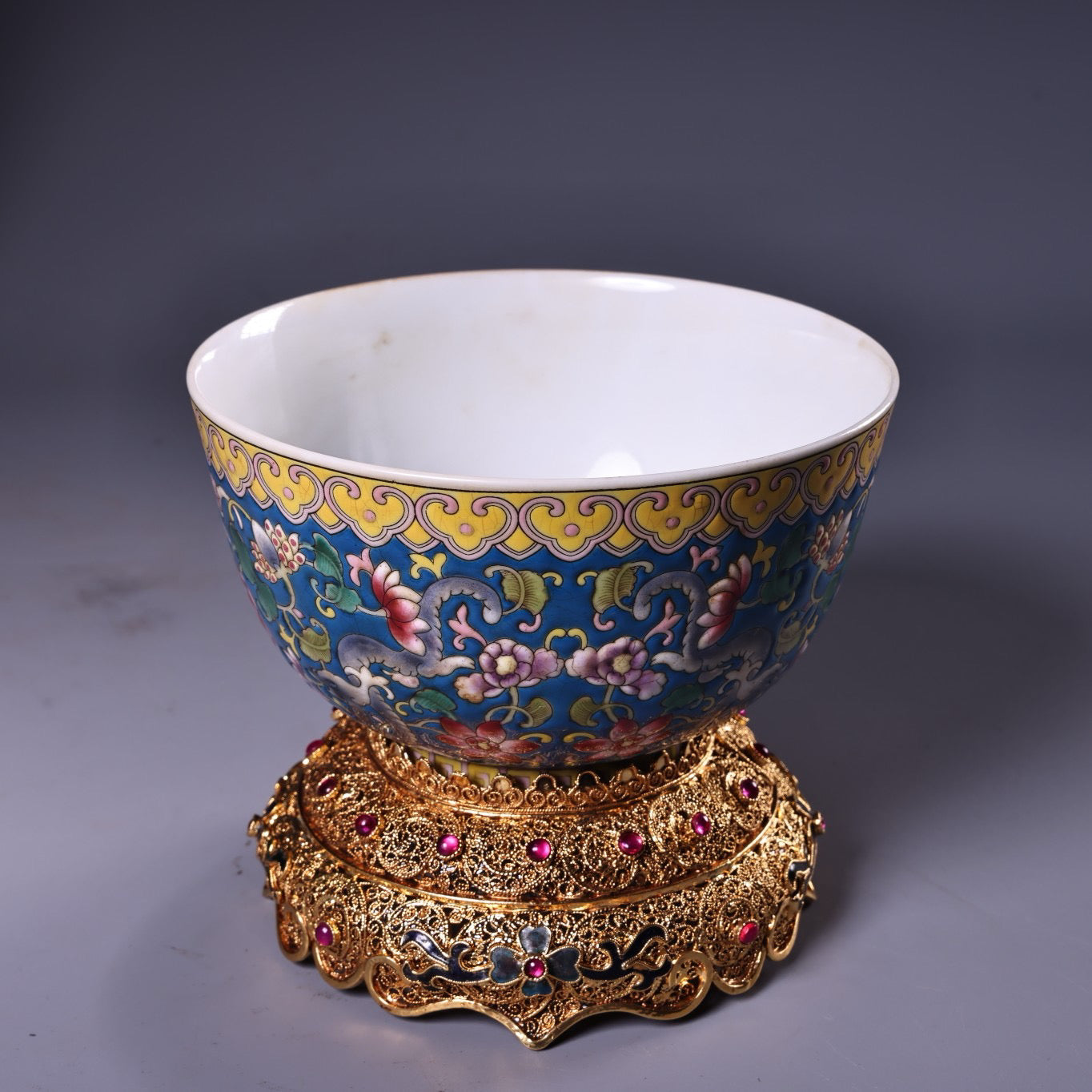 Chinese antique enamel pink porcelain bowl