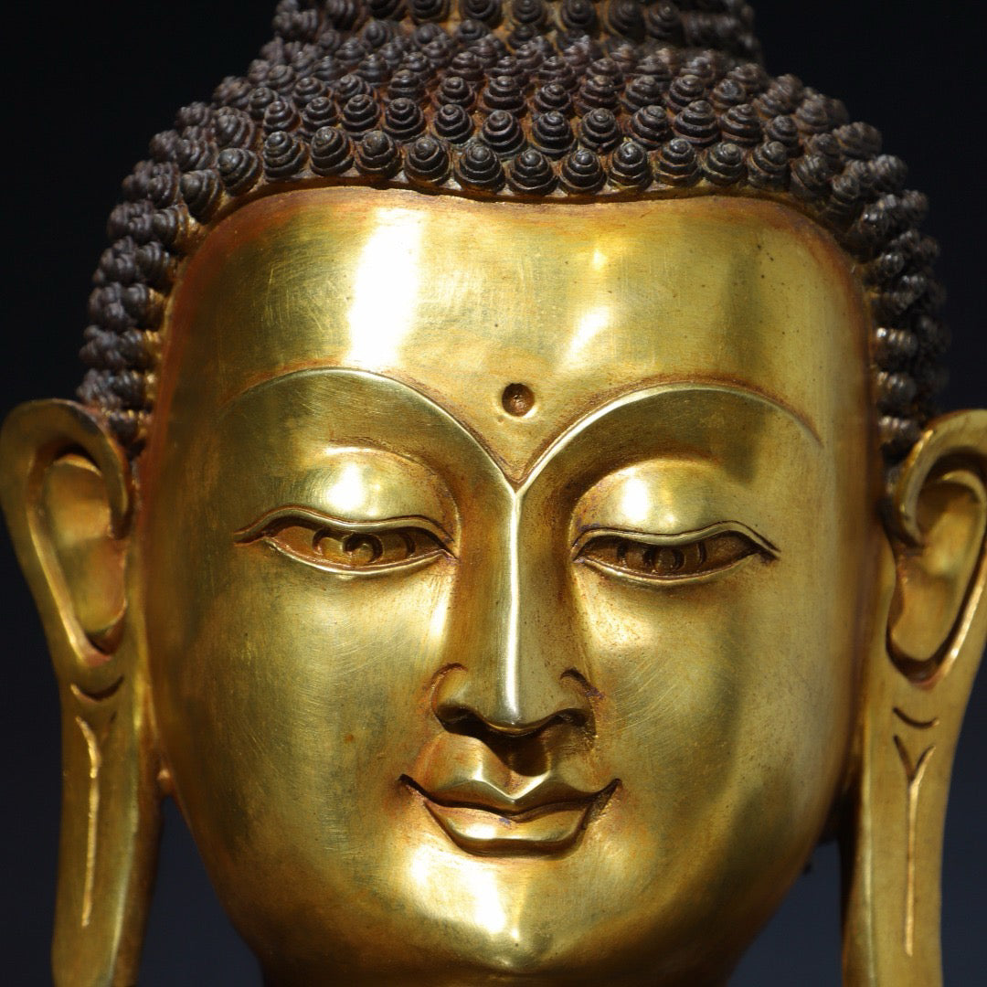 Chinese antique pure copper statue of Shakyamuni Buddha
