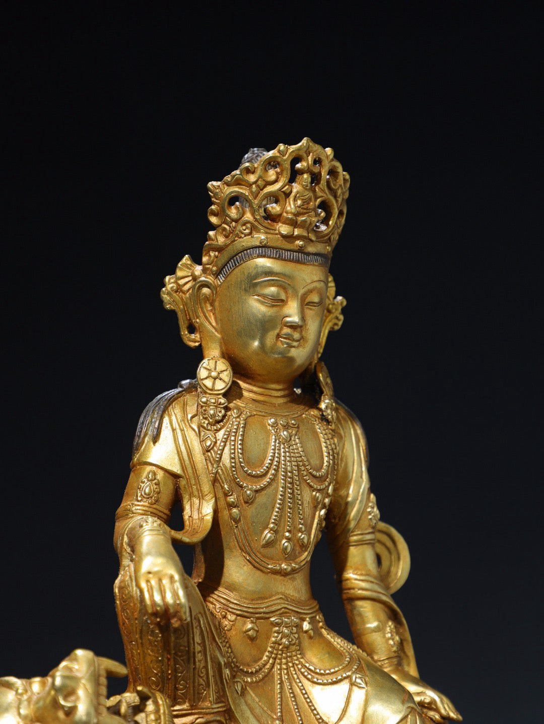 Chinese antique pure copper statue of Guanyin Buddha riding on a beast