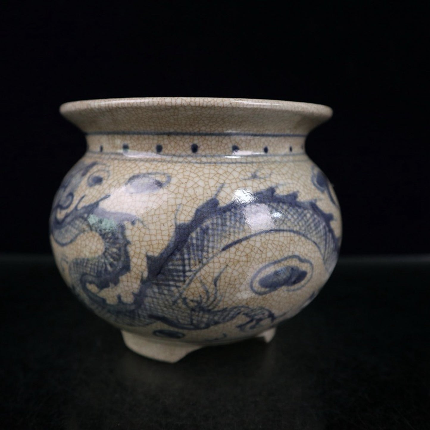 Open piece blue and white dragon pattern incense burner