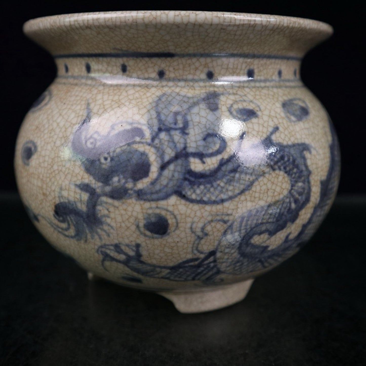 Open piece blue and white dragon pattern incense burner