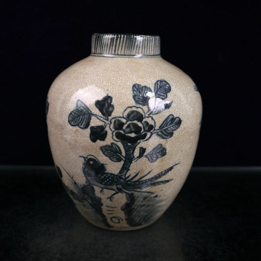 Open piece blue and white flower and bird pattern jar