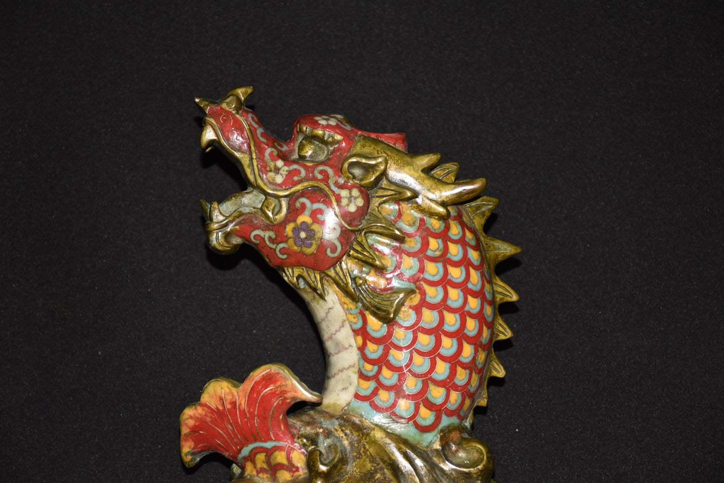 Pure copper cloisonn é smoked dragon fish ornament