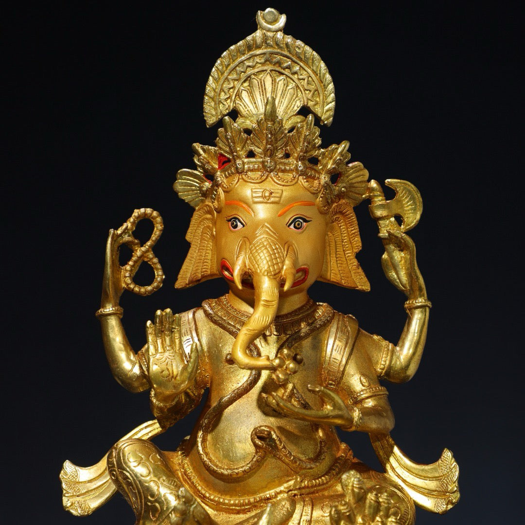 Chinese antique pure copper elephant trunk wealth god Buddha statue