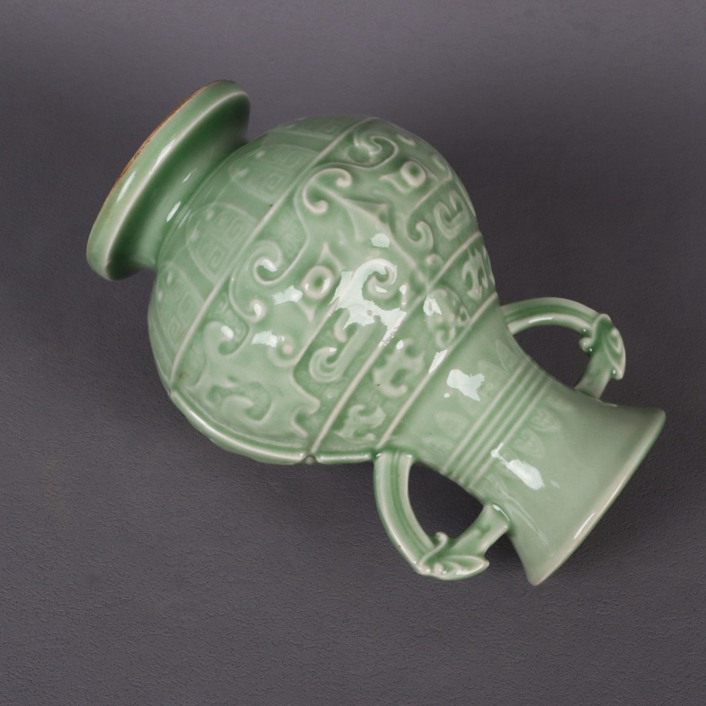 Blue glazed relief auspicious sheep pattern double ear vase