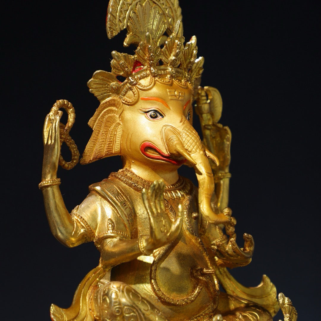 Chinese antique pure copper elephant trunk wealth god Buddha statue