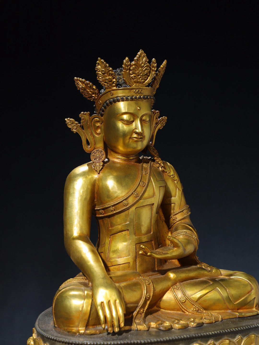 Chinese antique pure copper statue of the Great Sun Buddha