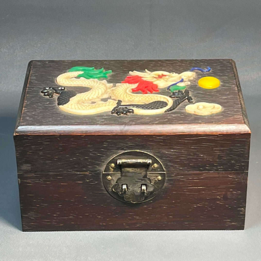 Sandalwood carved jewelry box
