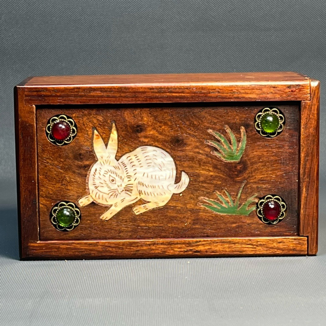 Flower pear wood inlaid shell carving mechanism box