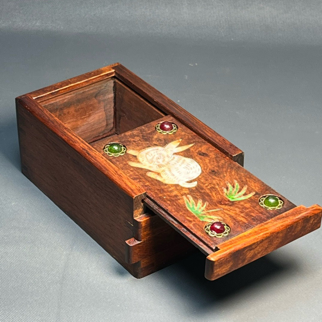 Flower pear wood inlaid shell carving mechanism box