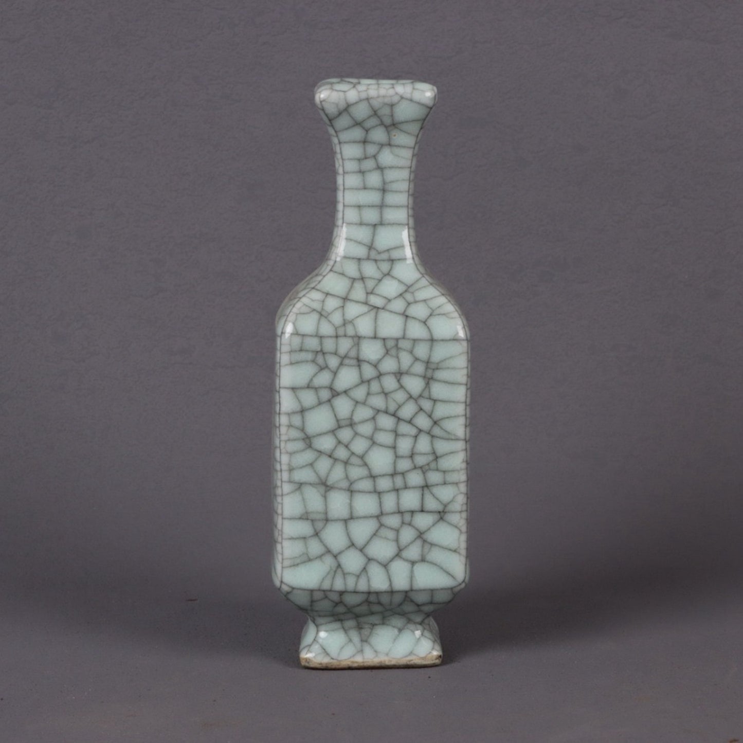 Ge Kiln Opening Square Small Shang Bottle