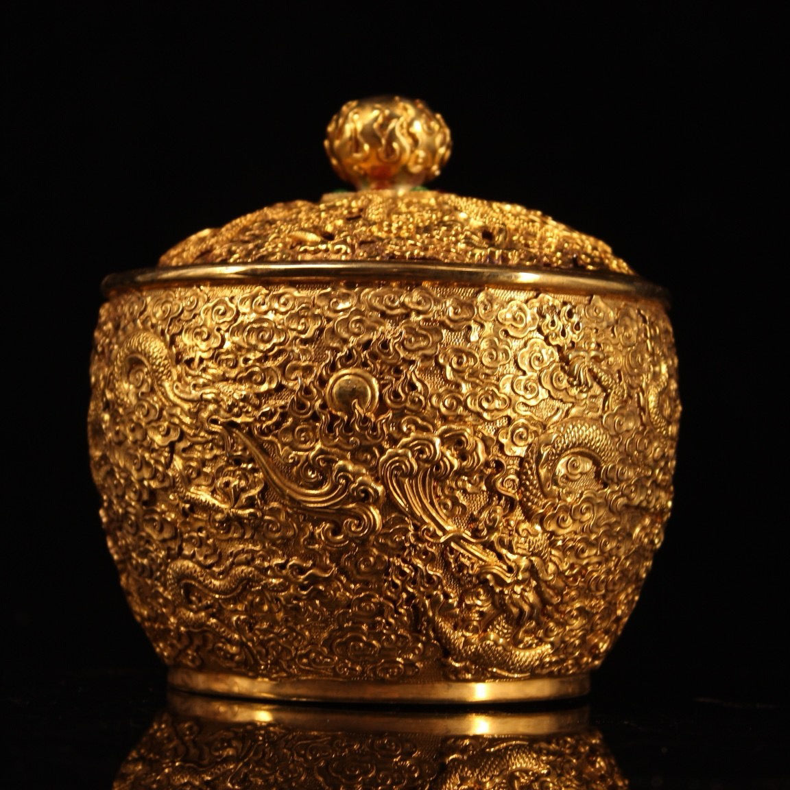 Chinese antique pure copper handcrafted carved gold-plated dragon storage jar