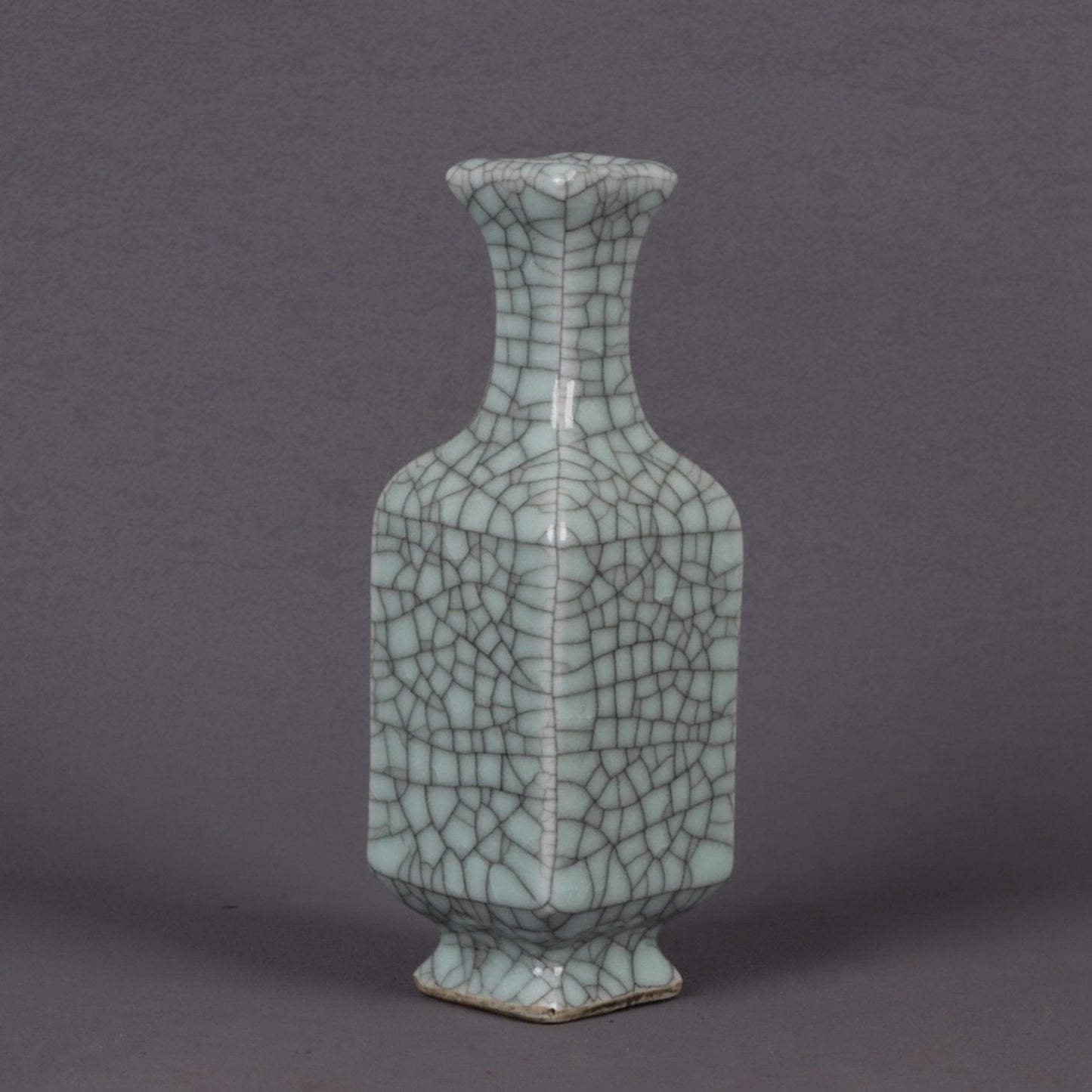 Ge Kiln Opening Square Small Shang Bottle