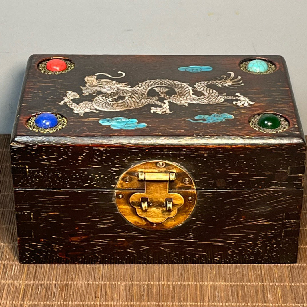 Sandalwood inlaid shell carved jewelry box