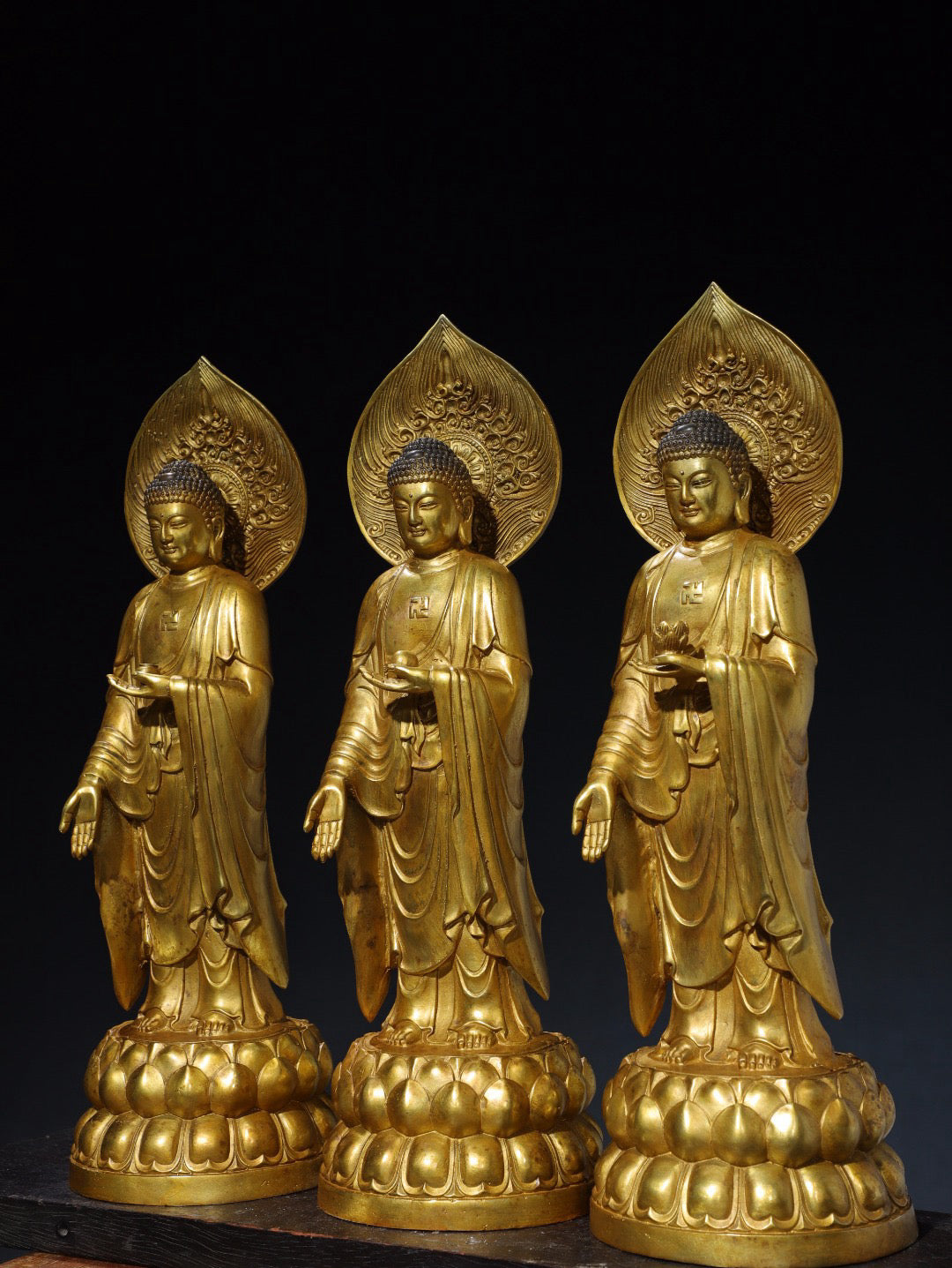 Chinese antique pure copper Buddha statue of the third generation