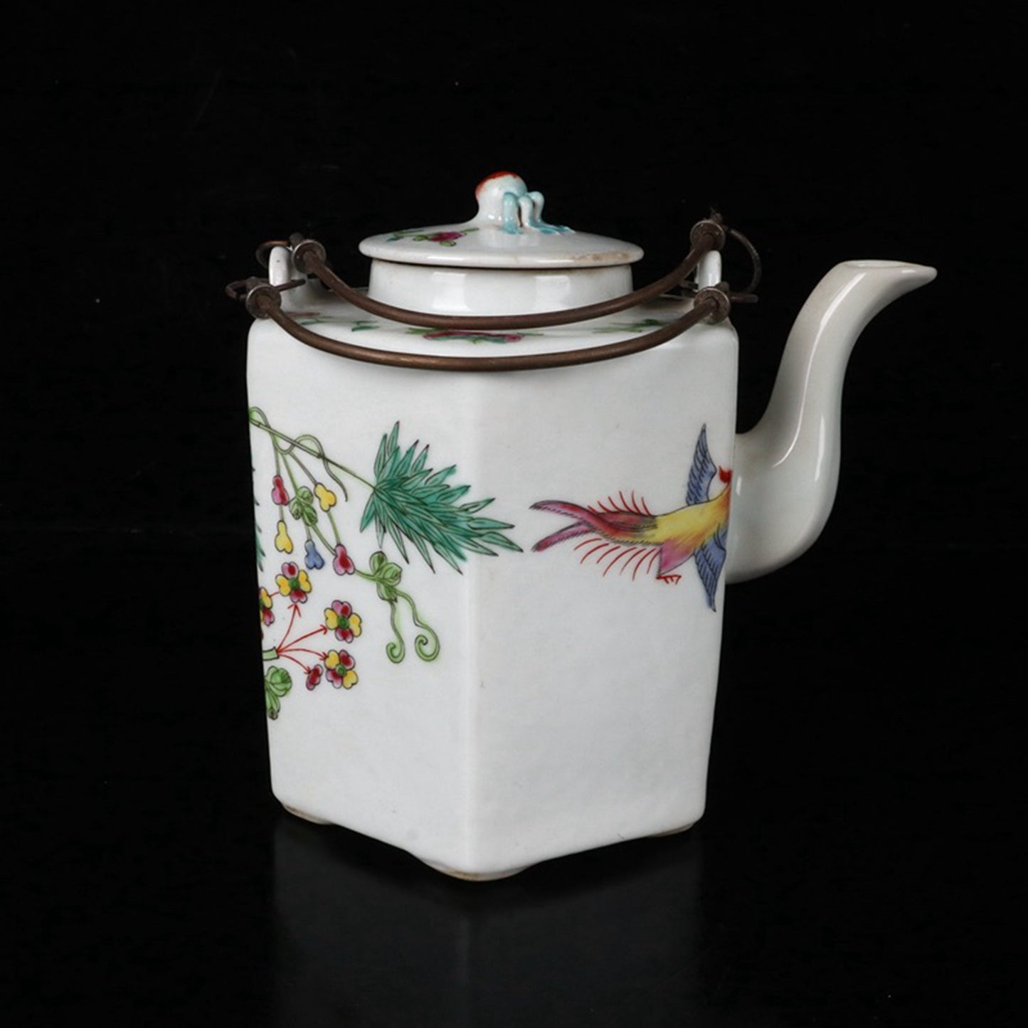 Pink Flower and Bird Diagram Six sided Qiao Liang Pot