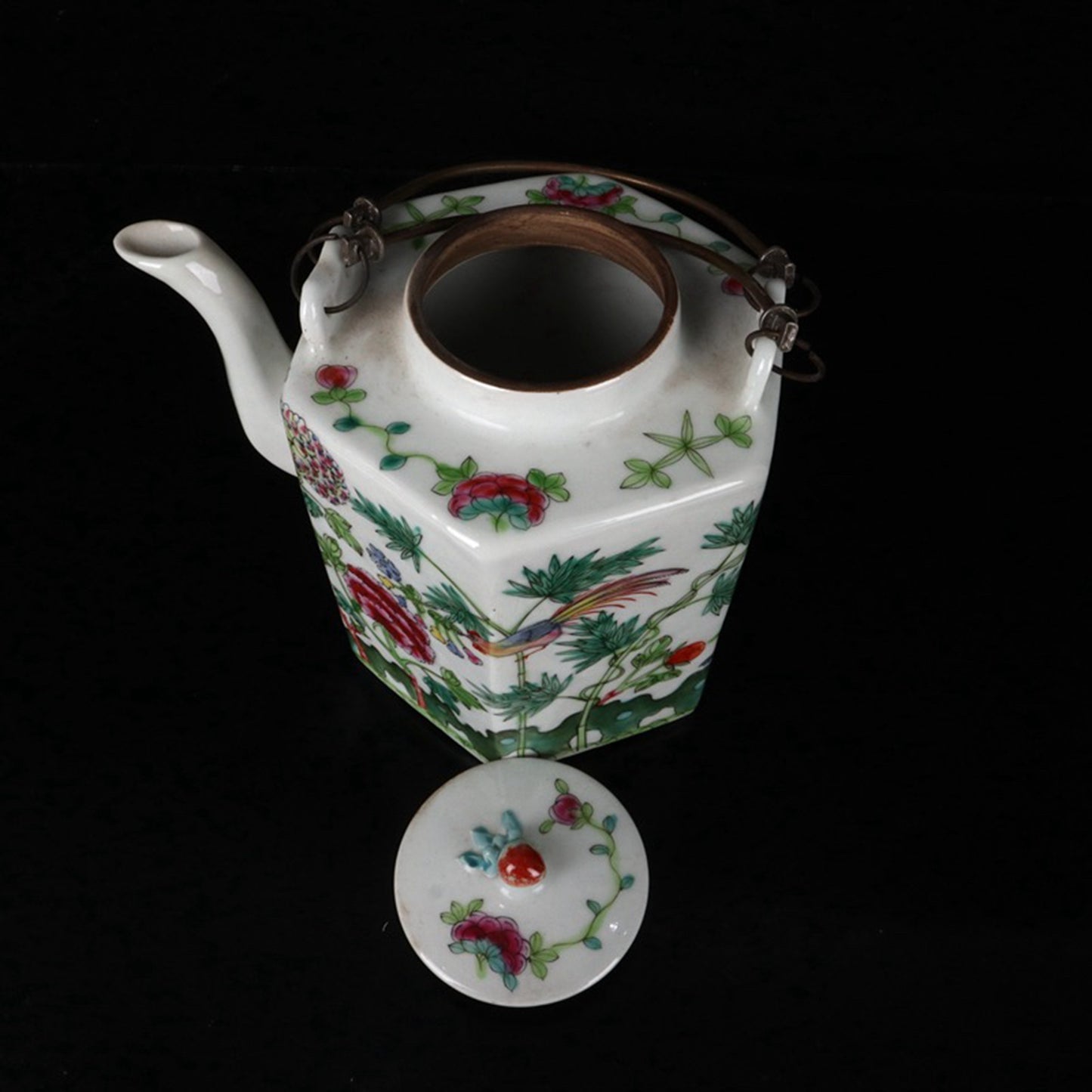 Pink Flower and Bird Diagram Six sided Qiao Liang Pot