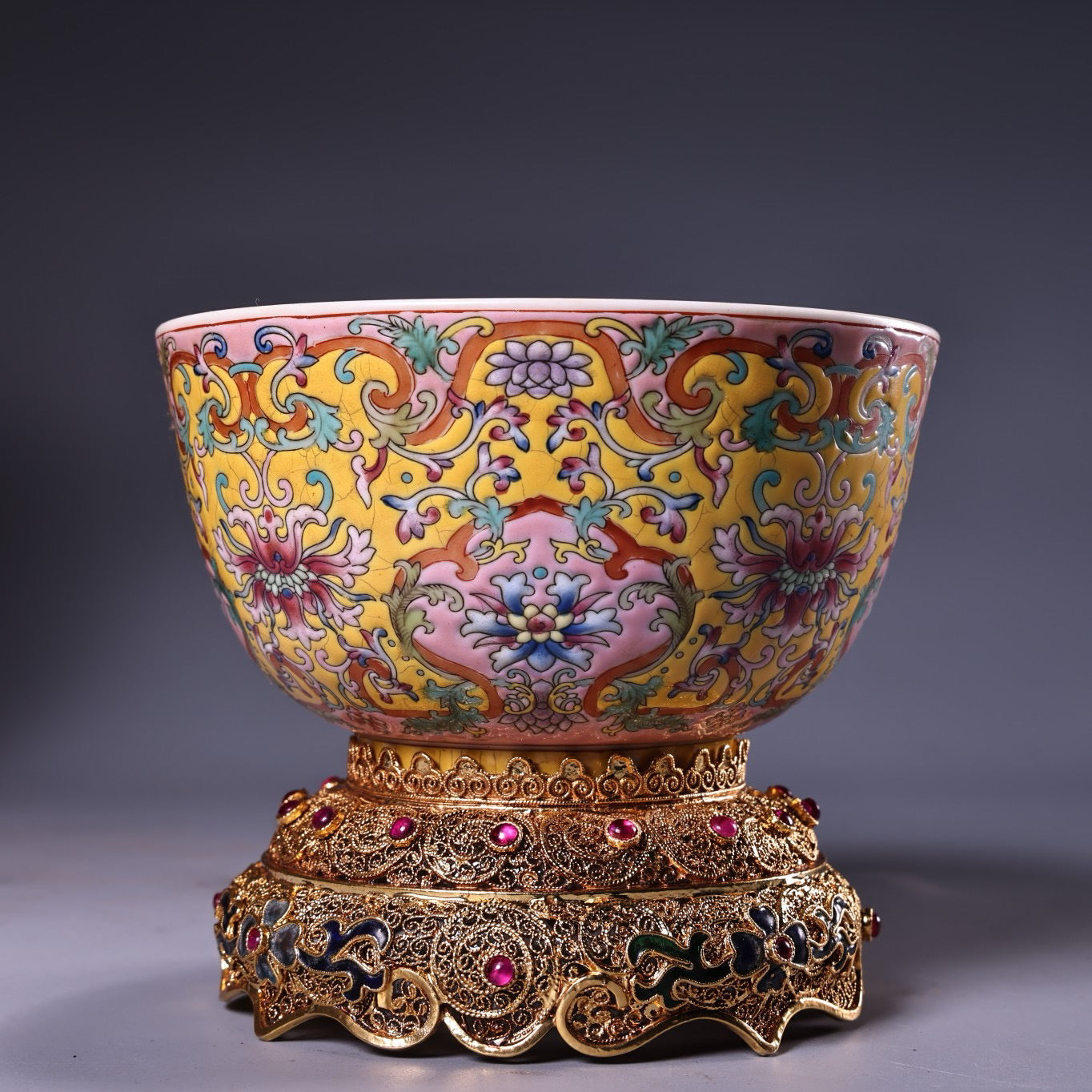 Chinese antique enamel pink porcelain bowl