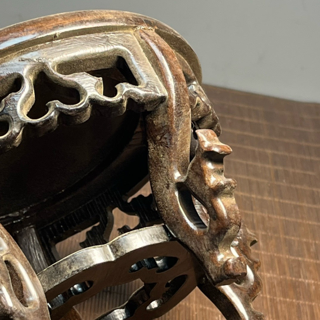 Black sandalwood carved small base small flower rack