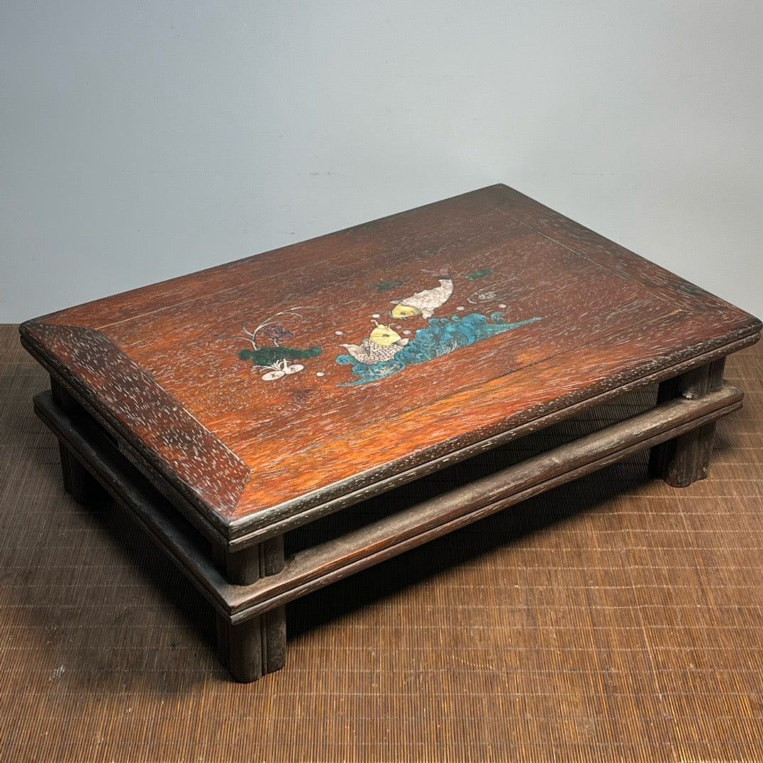 Sandalwood inlaid shell carved small table