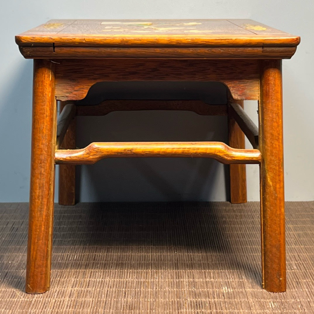 Sandalwood inlaid shell carved small table