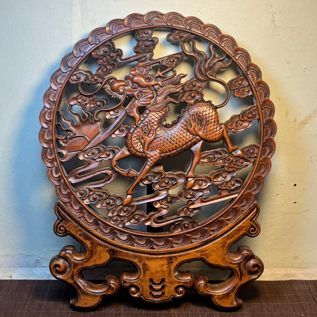 Huangyang wood carved qilin circular screen ornament