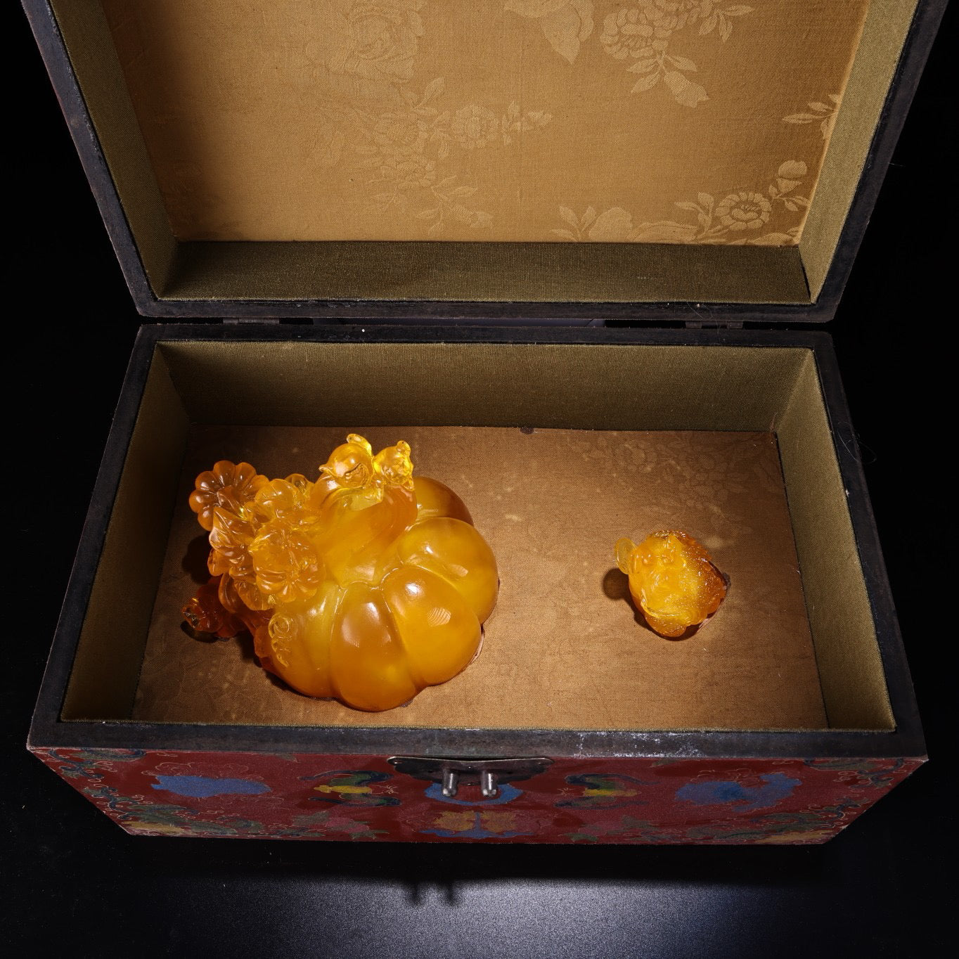 Chinese antique honey wax carved pumpkin